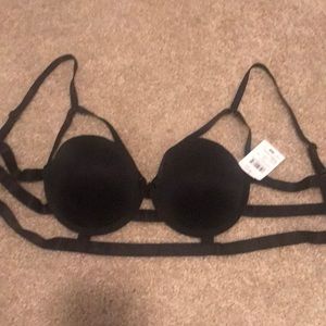 36 B black strapey bra